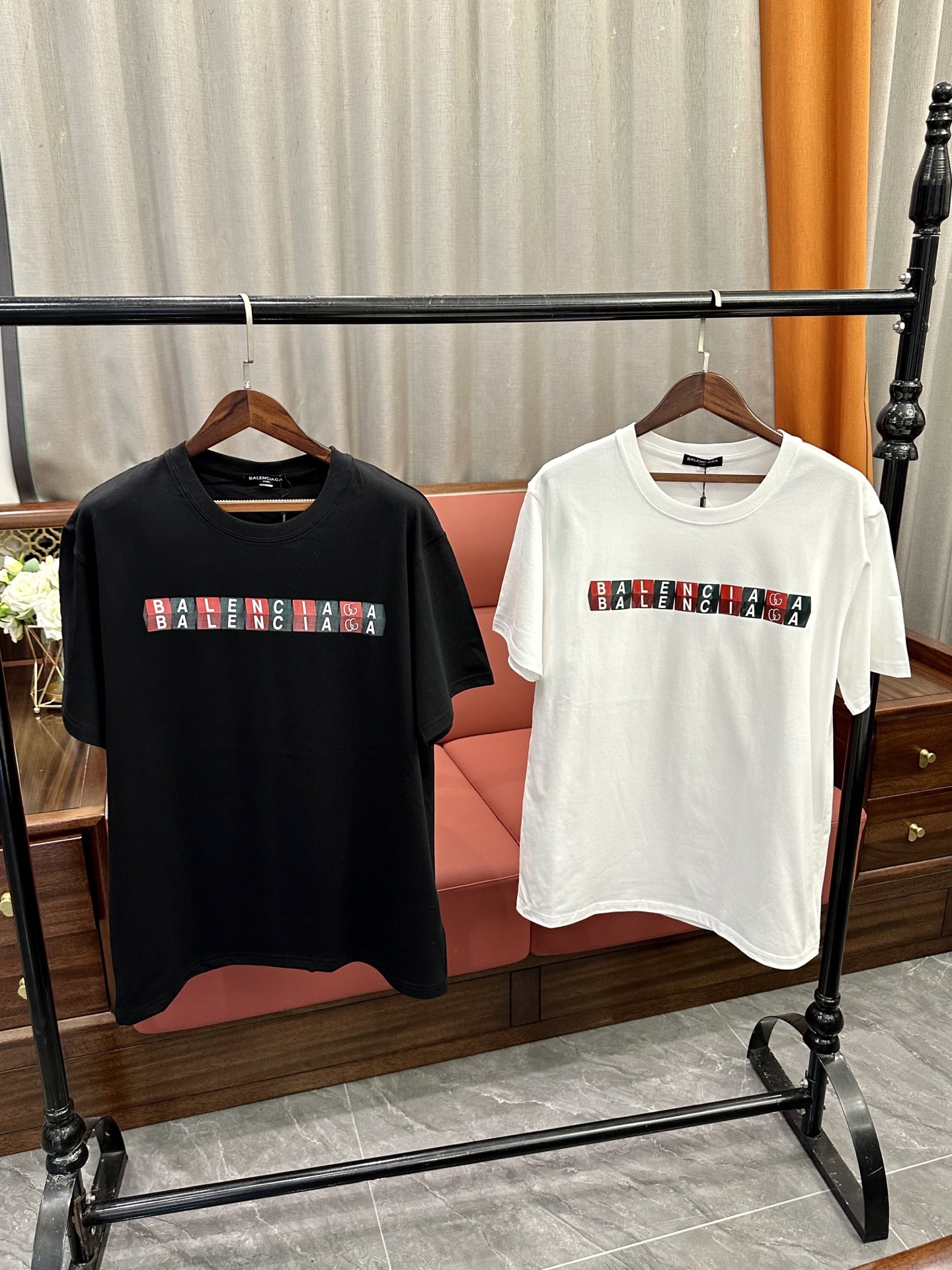 BALENCIAGA COATS model 02